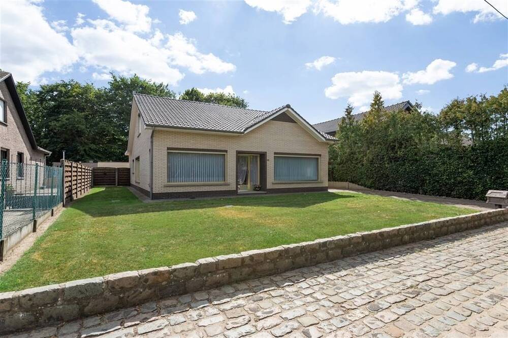 Huis te koop in Wechelderzande 2275 395000.00€ 2 slaapkamers 136.00m² - Zoekertje 597428