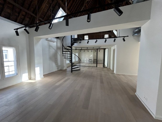 Handelszaak te huur in Antwerpen 2000 3600.00€ slaapkamers 244.00m² - Zoekertje 597264