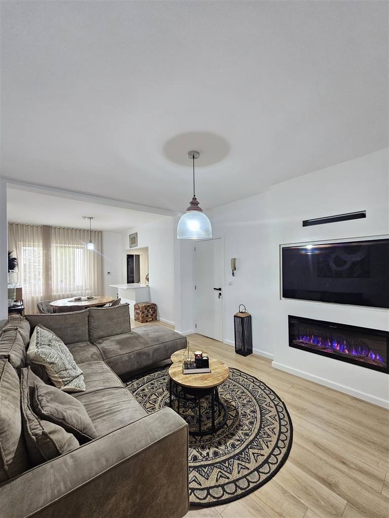 Appartement te koop in Hoboken 2660 189000.00€ 1 slaapkamers 65.00m² - Zoekertje 598903