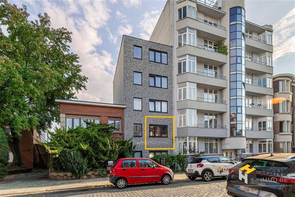 Appartement te koop in Berchem 2600 272000.00€ 1 slaapkamers 53.00m² - Zoekertje 598656