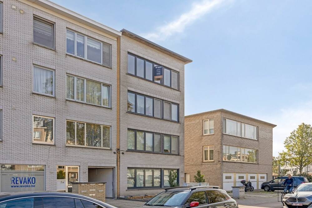 Appartement te koop in Merksem 2170 235000.00€ 3 slaapkamers 104.00m² - Zoekertje 598916