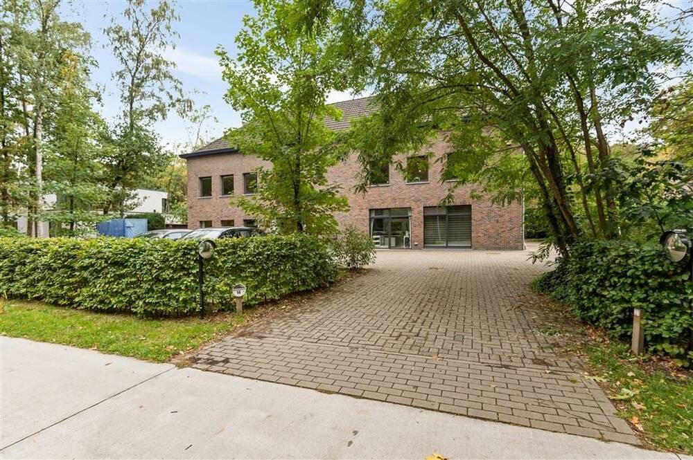 Villa te  koop in Schoten 2900 1695000.00€ 11 slaapkamers 798.00m² - Zoekertje 599791