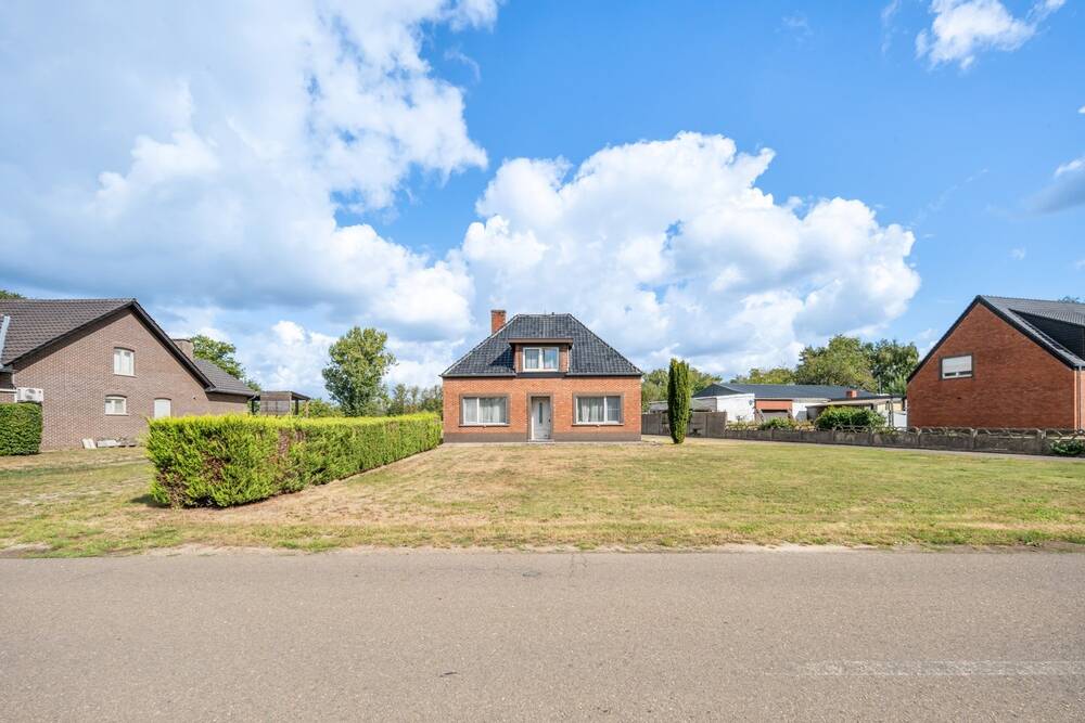 Huis te koop in Olmen 2491 282000.00€ 3 slaapkamers 163.00m² - Zoekertje 599451