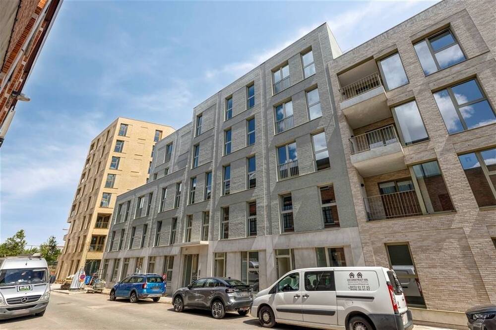 Appartement te huur in Antwerpen 2060 1495.00€ 3 slaapkamers 137.00m² - Zoekertje 599438
