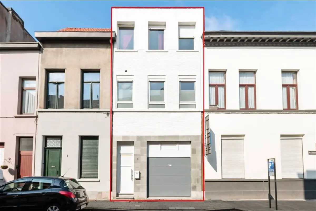 Huis te  koop in Antwerpen 2060 269000.00€ 2 slaapkamers 106.00m² - Zoekertje 599806
