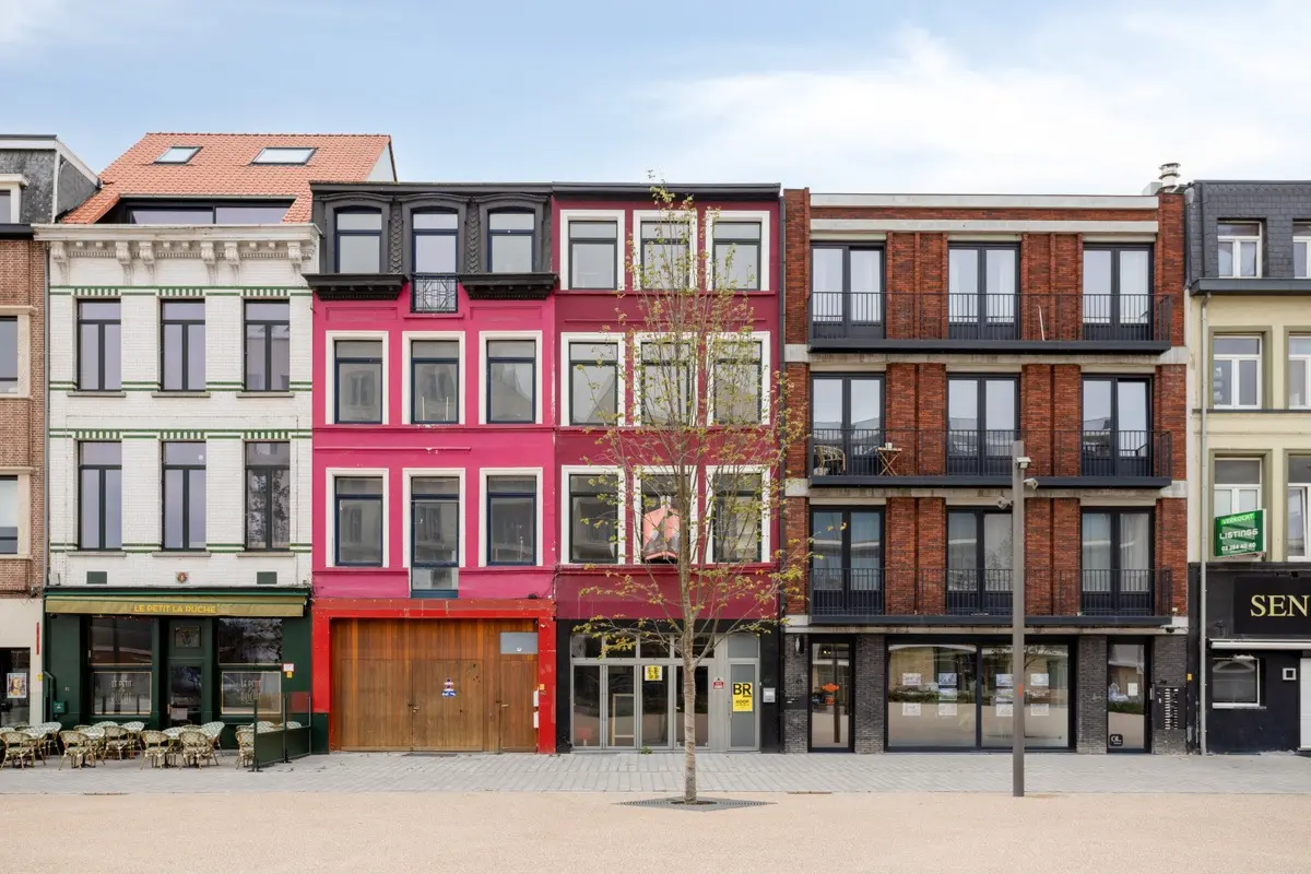 Huis te  koop in Antwerpen 2060 599000.00€ 4 slaapkamers 310.00m² - Zoekertje 599450