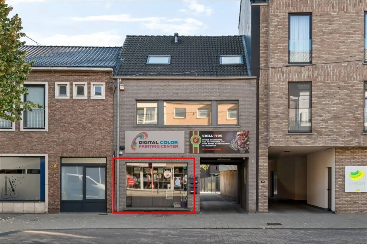 Handelszaak te  koop in Beerse 2340 185000.00€  slaapkamers m² - Zoekertje 599432