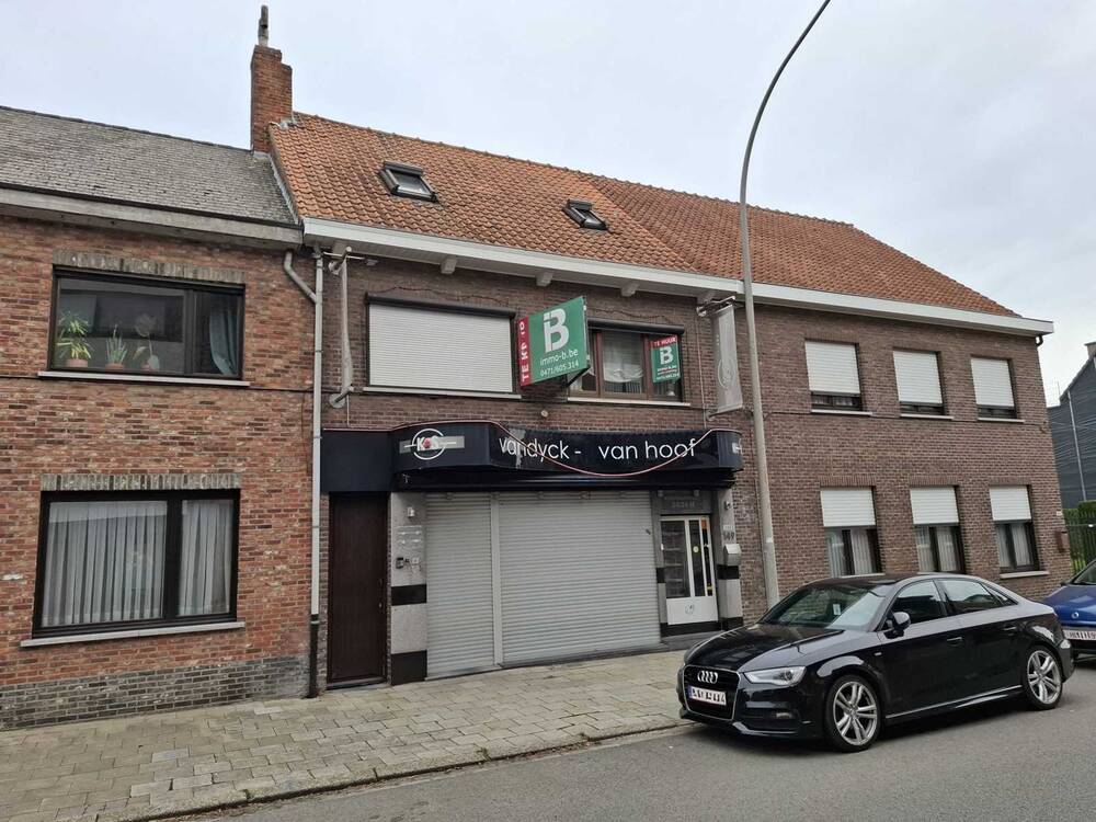 Handelszaak te huur in Geel 2440 1250.00€ slaapkamers 250.00m² - Zoekertje 600054