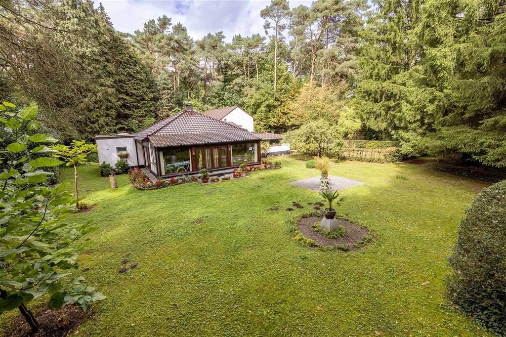 Huis te koop in Wechelderzande 2275 85000.00€ 3 slaapkamers 206.00m² - Zoekertje 599681