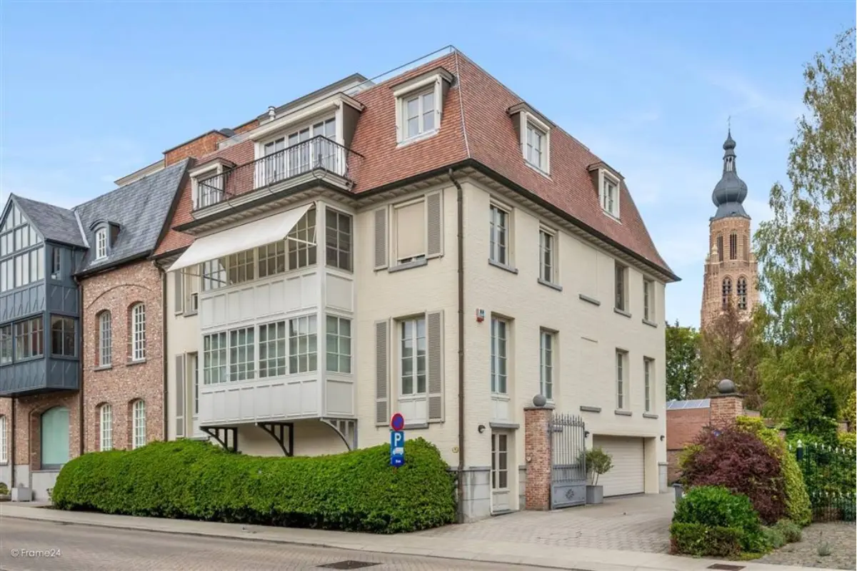 Penthouse te  koop in Hoogstraten 2320 698000.00€ 2 slaapkamers 182.00m² - Zoekertje 600736