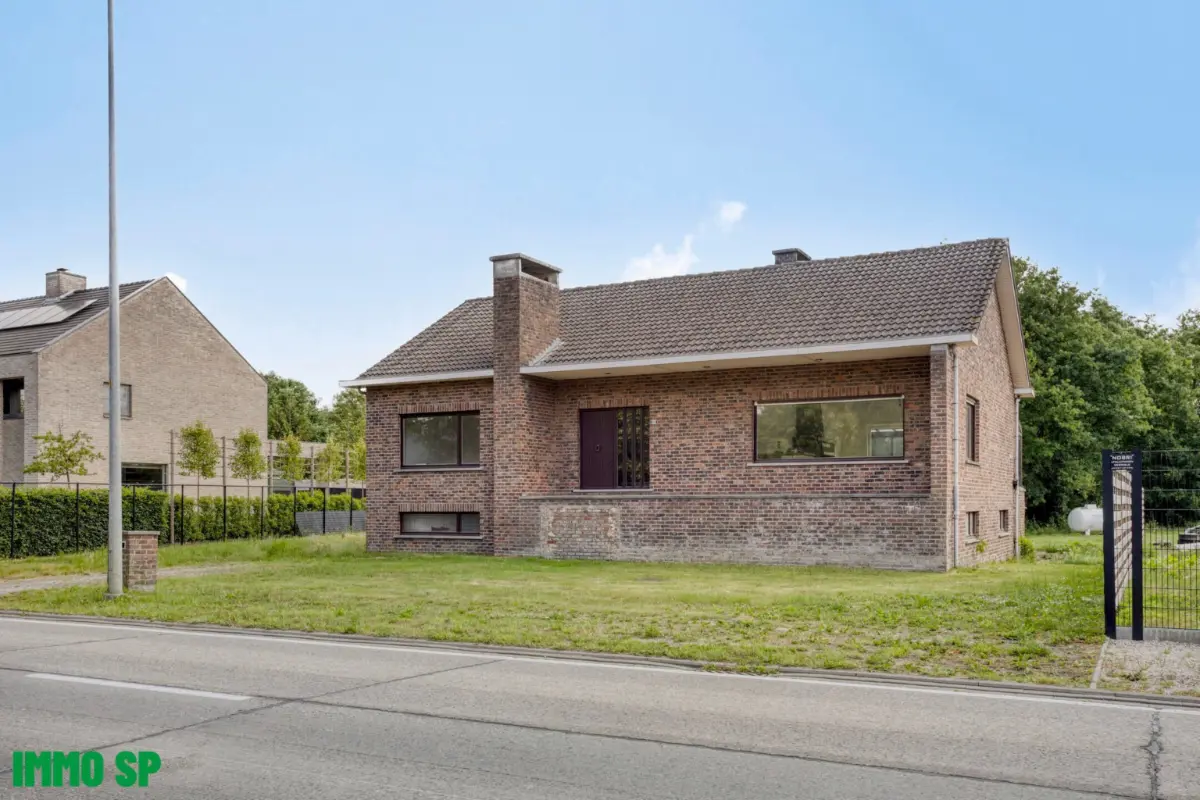 Huis te  koop in Westerlo 2260 335000.00€ 3 slaapkamers 360.00m² - Zoekertje 600755