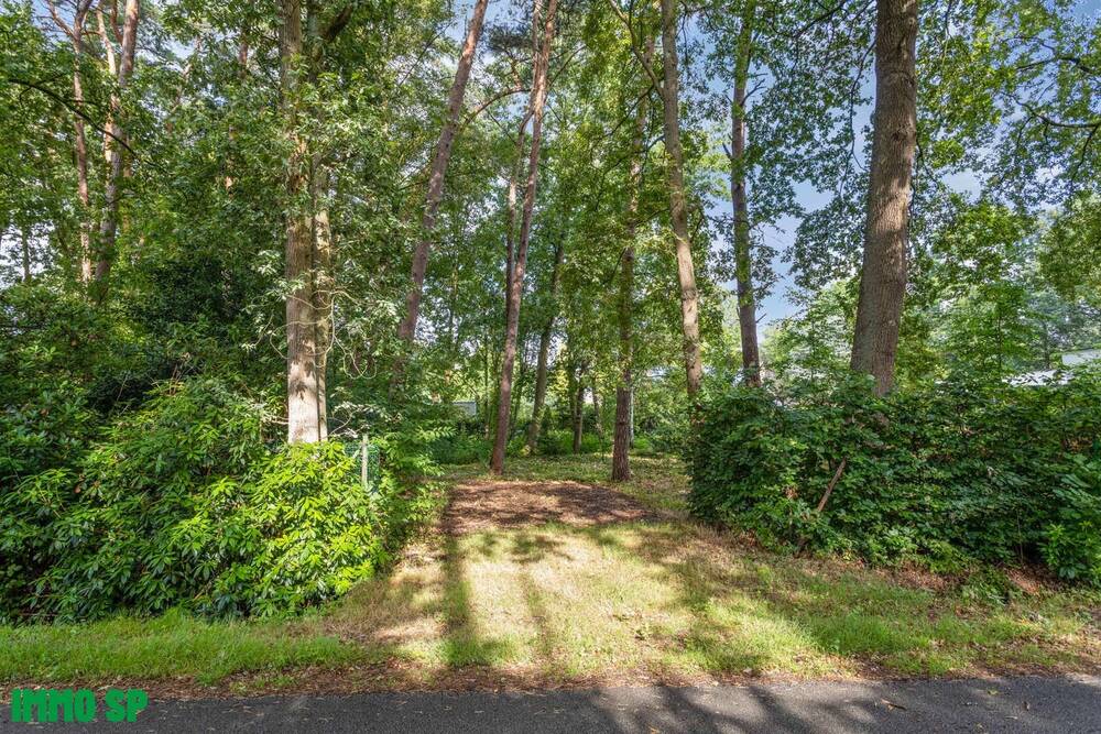 Grond te  koop in Zoersel 2980 315000.00€  slaapkamers m² - Zoekertje 600758