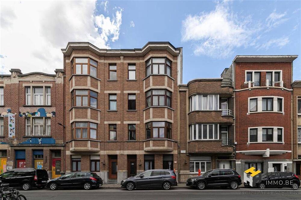 Appartement te  koop in Borgerhout 2140 199000.00€ 2 slaapkamers 98.00m² - Zoekertje 601454