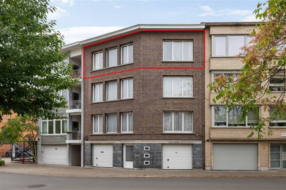 Appartement te koop in Deurne 2100 230000.00€ 2 slaapkamers 82.00m² - Zoekertje 601186