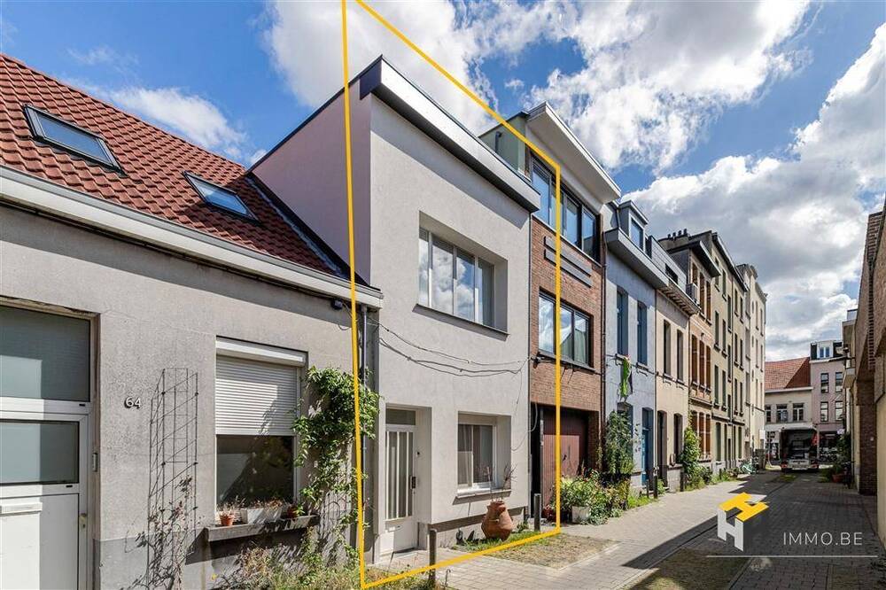 Huis te  koop in Berchem 2600 475000.00€ 3 slaapkamers 130.00m² - Zoekertje 601412
