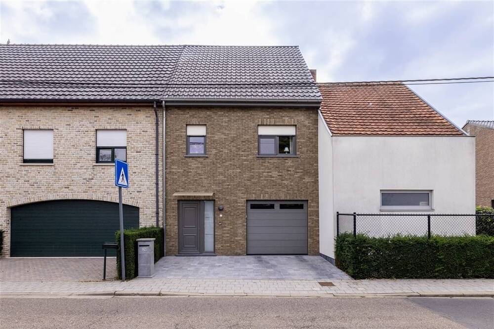 Huis te koop in Geel 2440 389000.00€ 3 slaapkamers 183.00m² - Zoekertje 602448