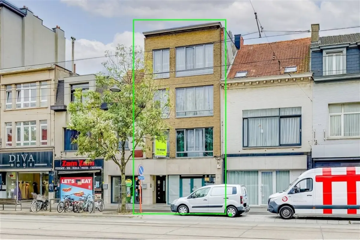 Appartementsgebouw te  koop in Merksem 2170 995000.00€ 6 slaapkamers 480.00m² - Zoekertje 602100