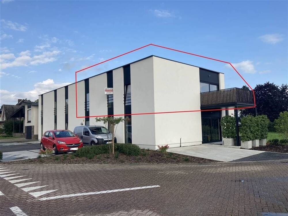 Appartement te  huur in Veerle 2431 850.00€ 2 slaapkamers 82.00m² - Zoekertje 602454