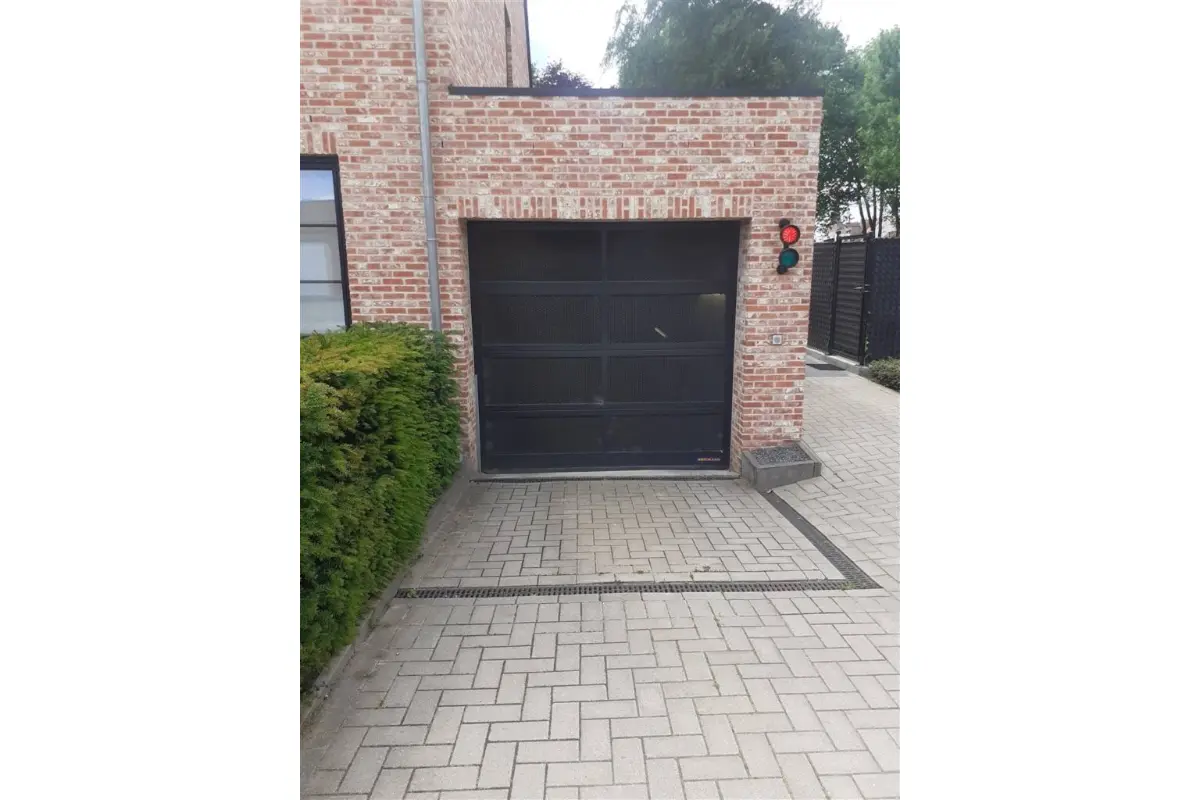 Parking & garage te  koop in Beerse 2340 20000.00€  slaapkamers m² - Zoekertje 603725