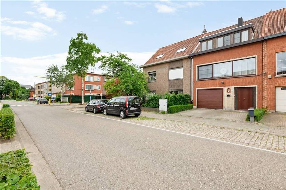 Huis te koop in Mortsel 2640 398000.00€ 4 slaapkamers 173.00m² - Zoekertje 603772