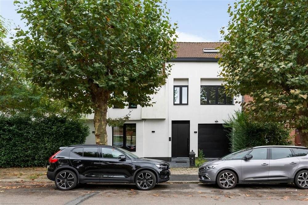 Huis te koop in Mortsel 2640 725000.00€ 5 slaapkamers 312.00m² - Zoekertje 603766