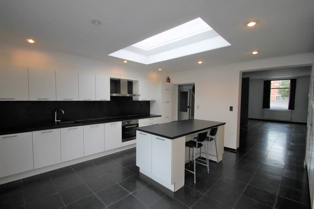 Huis te huur in Mechelen 2800 1500.00€ 4 slaapkamers 187.00m² - Zoekertje 604116
