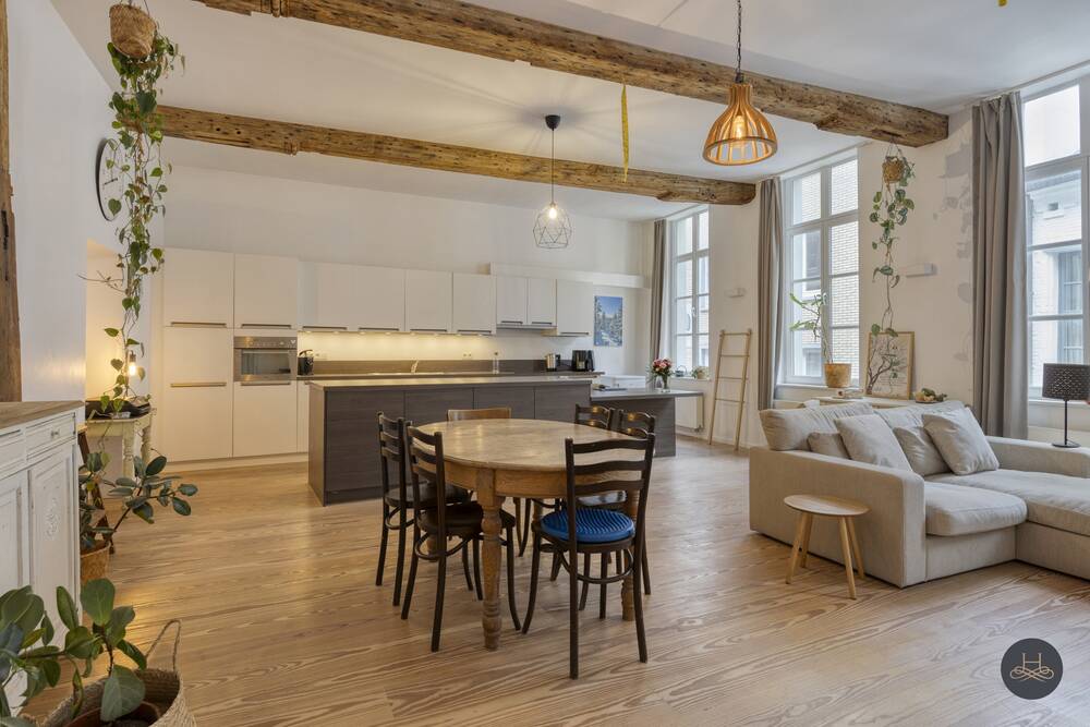 Appartement te  huur in Mechelen 2800 1295.00€ 2 slaapkamers 144.00m² - Zoekertje 604546