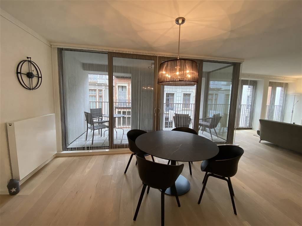 Appartement te  huur in Antwerpen 2018 1650.00€ 2 slaapkamers 100.00m² - Zoekertje 605461
