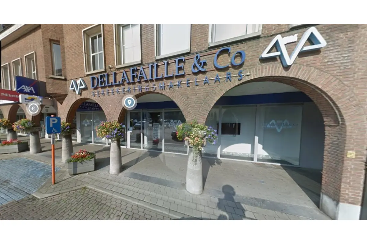 Handelszaak te  huur in Schoten 2900 4950.00€  slaapkamers 500.00m² - Zoekertje 606703