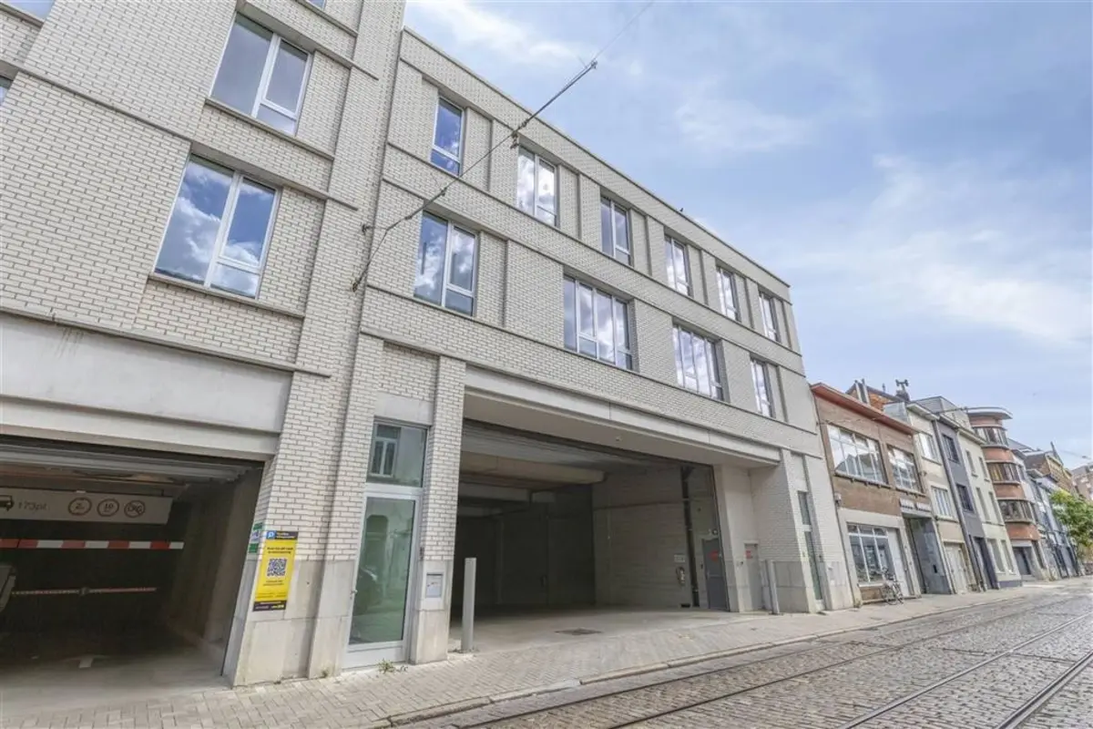 Appartement te  huur in Antwerpen 2018 1975.00€ 3 slaapkamers 152.60m² - Zoekertje 606916