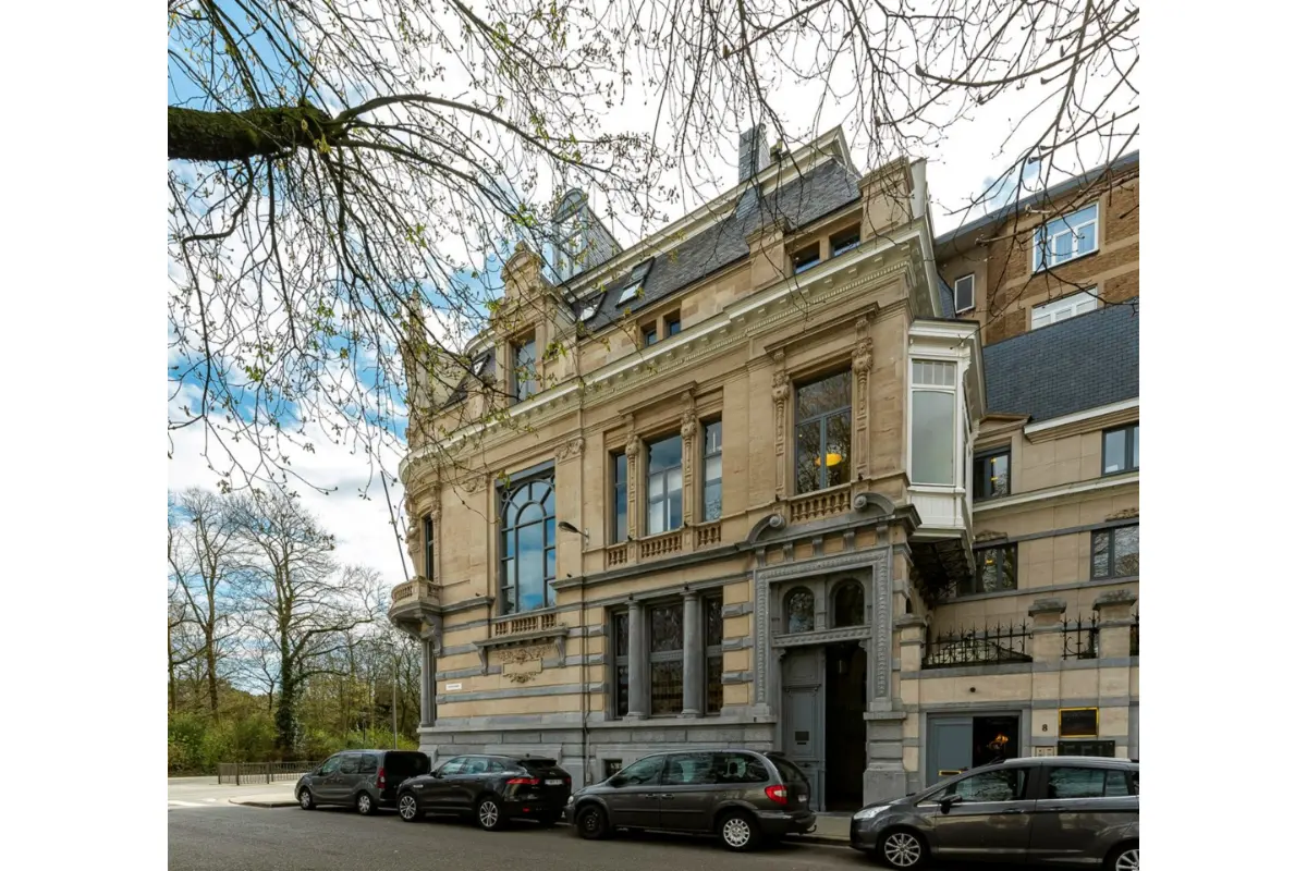 Handelszaak te  huur in Antwerpen 2018 2475.00€  slaapkamers m² - Zoekertje 606729