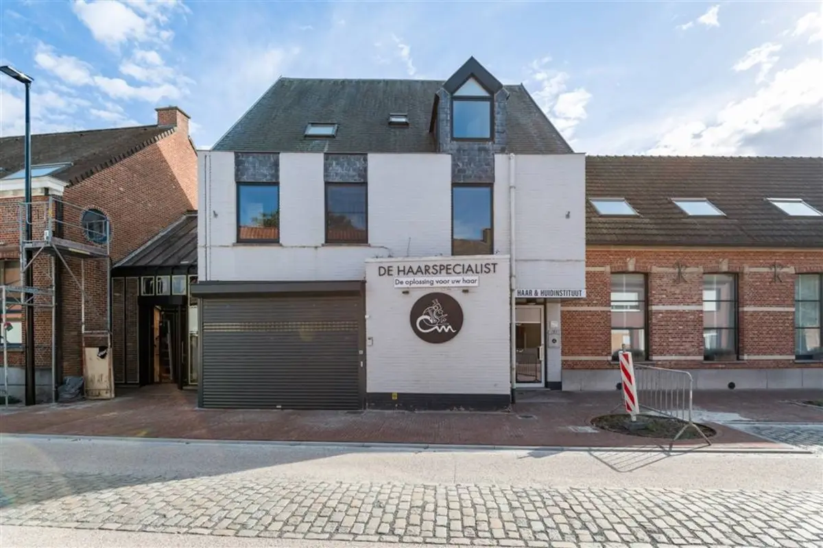 Huis te  koop in Olen 2250 549000.00€ 4 slaapkamers 317.00m² - Zoekertje 606858