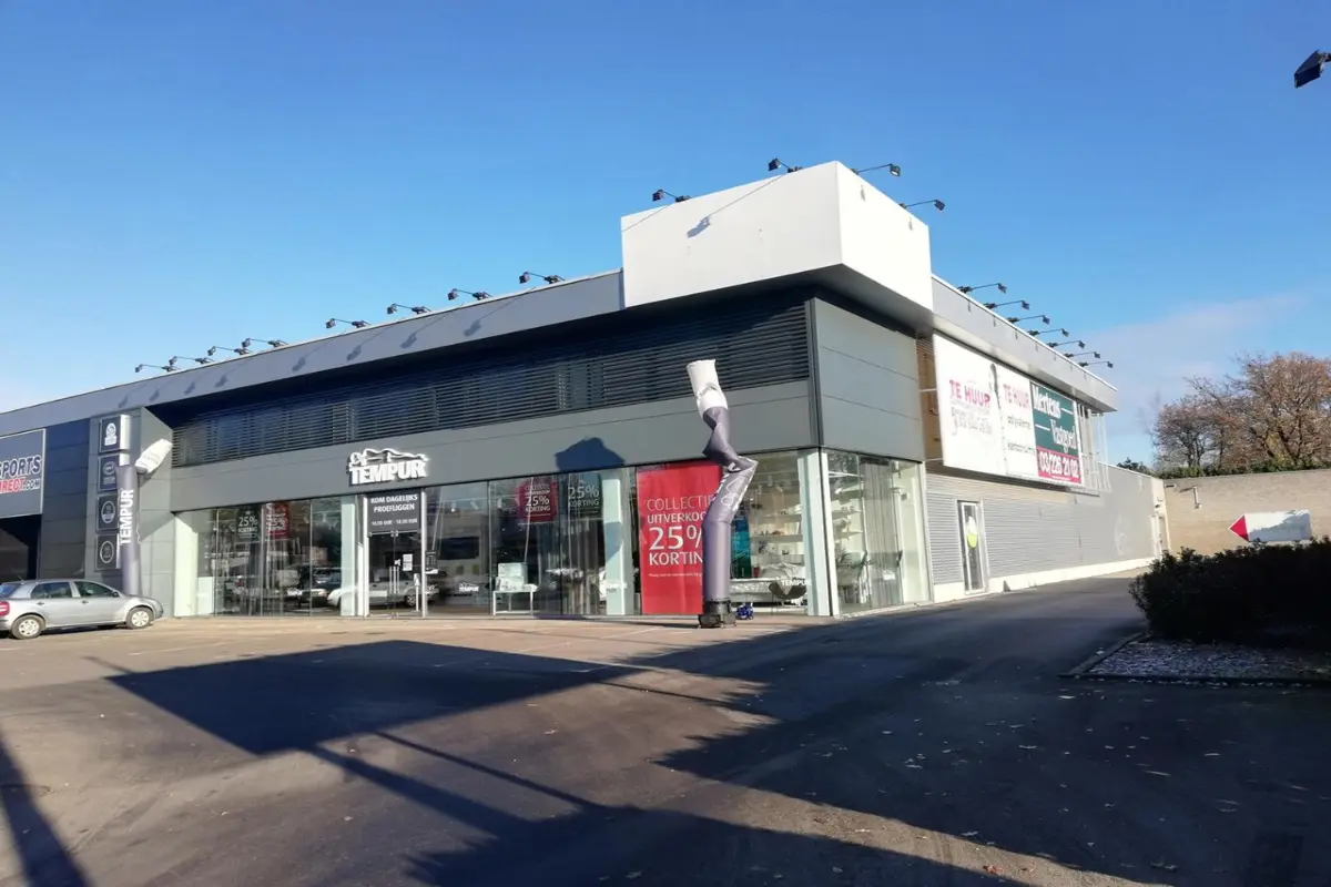 Handelszaak te  huur in Schoten 2900 4500.00€  slaapkamers m² - Zoekertje 606714
