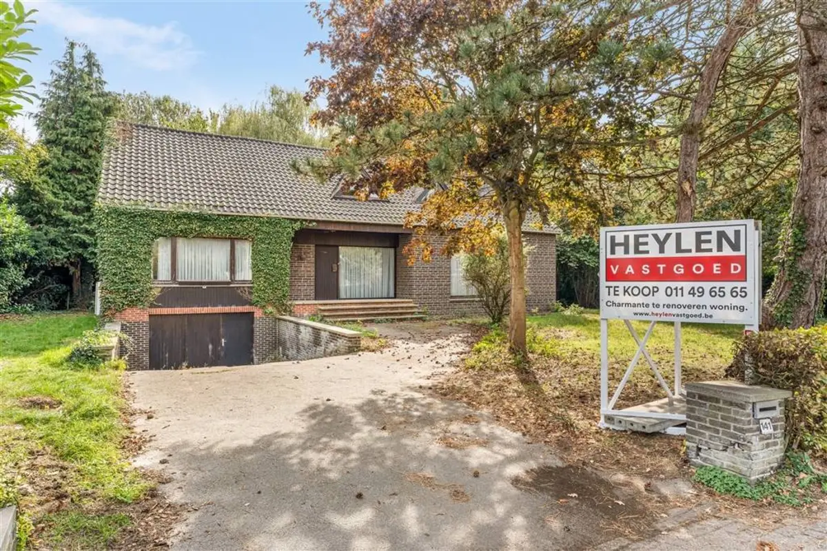 Huis te koop in Mol 2400 335000.00€ 6 slaapkamers 272.00m² - Zoekertje 606989