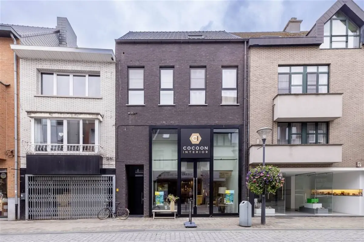 Handelszaak te koop in Herentals 2200 349000.00€ slaapkamers 302.00m² - Zoekertje 606336