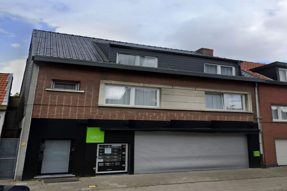 Appartement te  koop in Brasschaat 2930 585000.00€ 4 slaapkamers m² - Zoekertje 607220