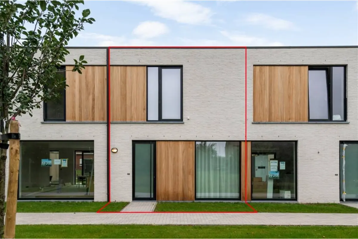 Huis te  huur in Burcht 2070 1695.00€ 3 slaapkamers 145.00m² - Zoekertje 607798