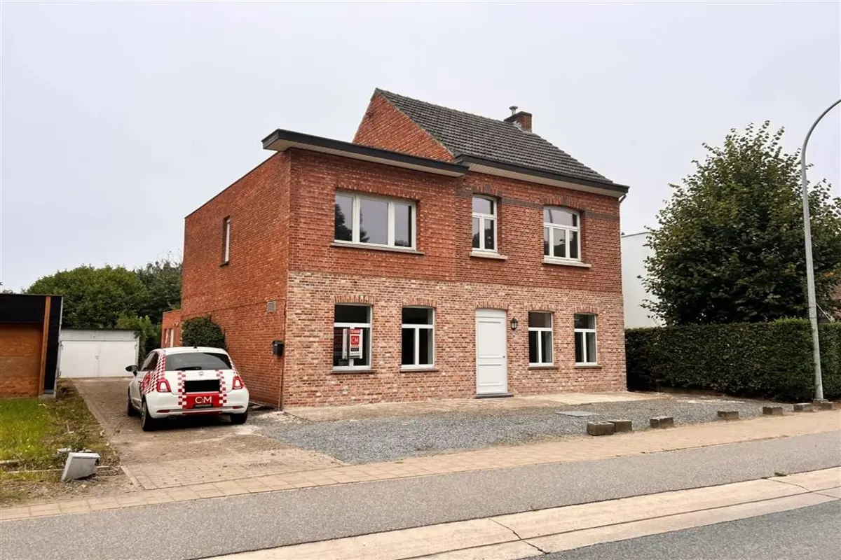 Huis te  huur in Itegem 2222 1200.00€ 4 slaapkamers 215.00m² - Zoekertje 608219