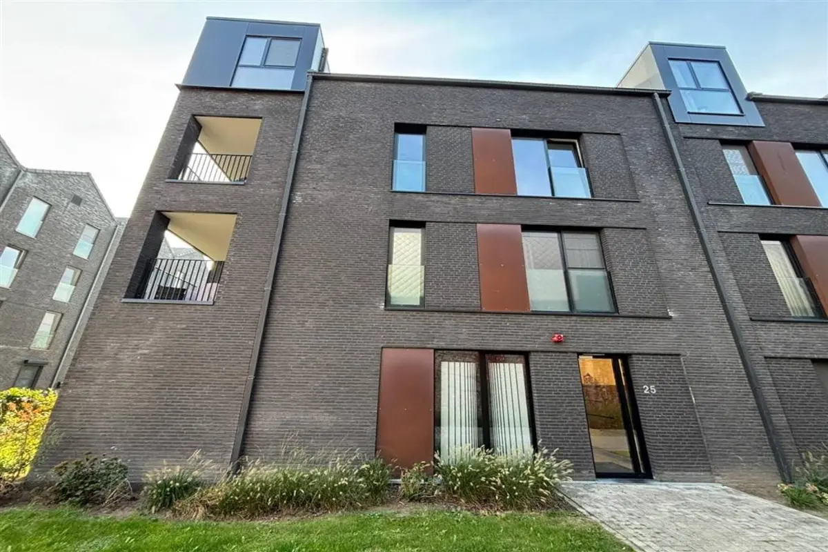 Appartement te  huur in Mechelen 2800 1095.00€ 1 slaapkamers 80.00m² - Zoekertje 608546