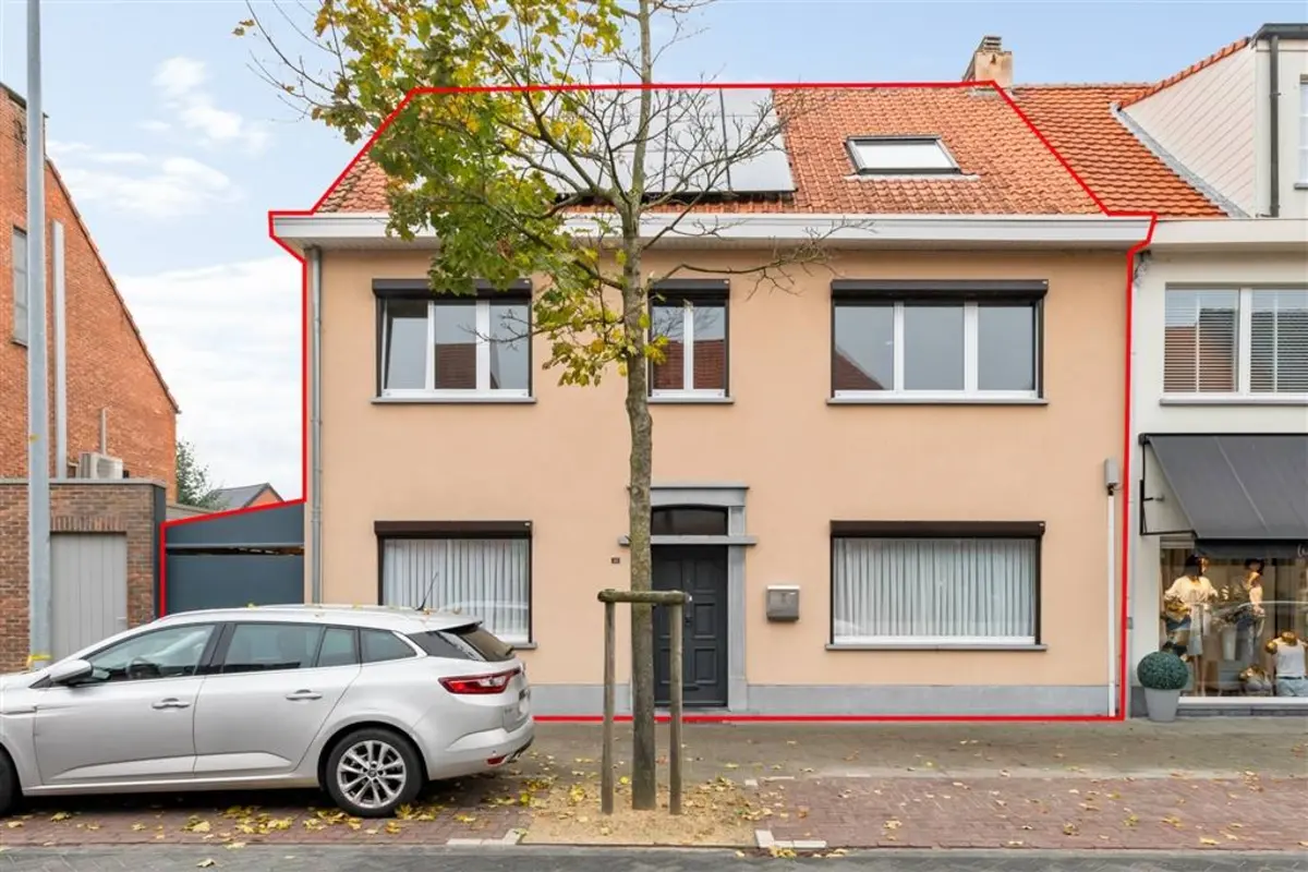 Huis te koop in Oud-Turnhout 2360 405000.00€ 4 slaapkamers 264.00m² - Zoekertje 608083