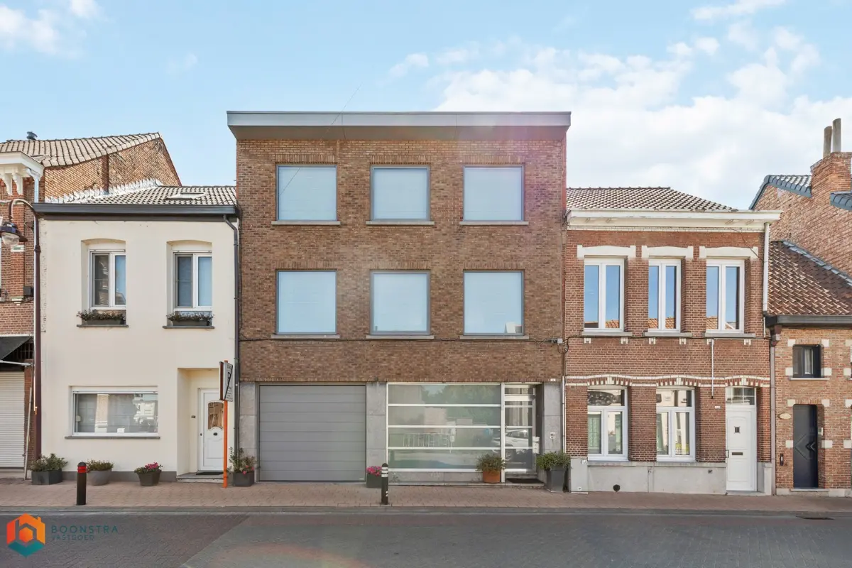 Huis te  koop in Duffel 2570 460000.00€ 3 slaapkamers 240.00m² - Zoekertje 608966