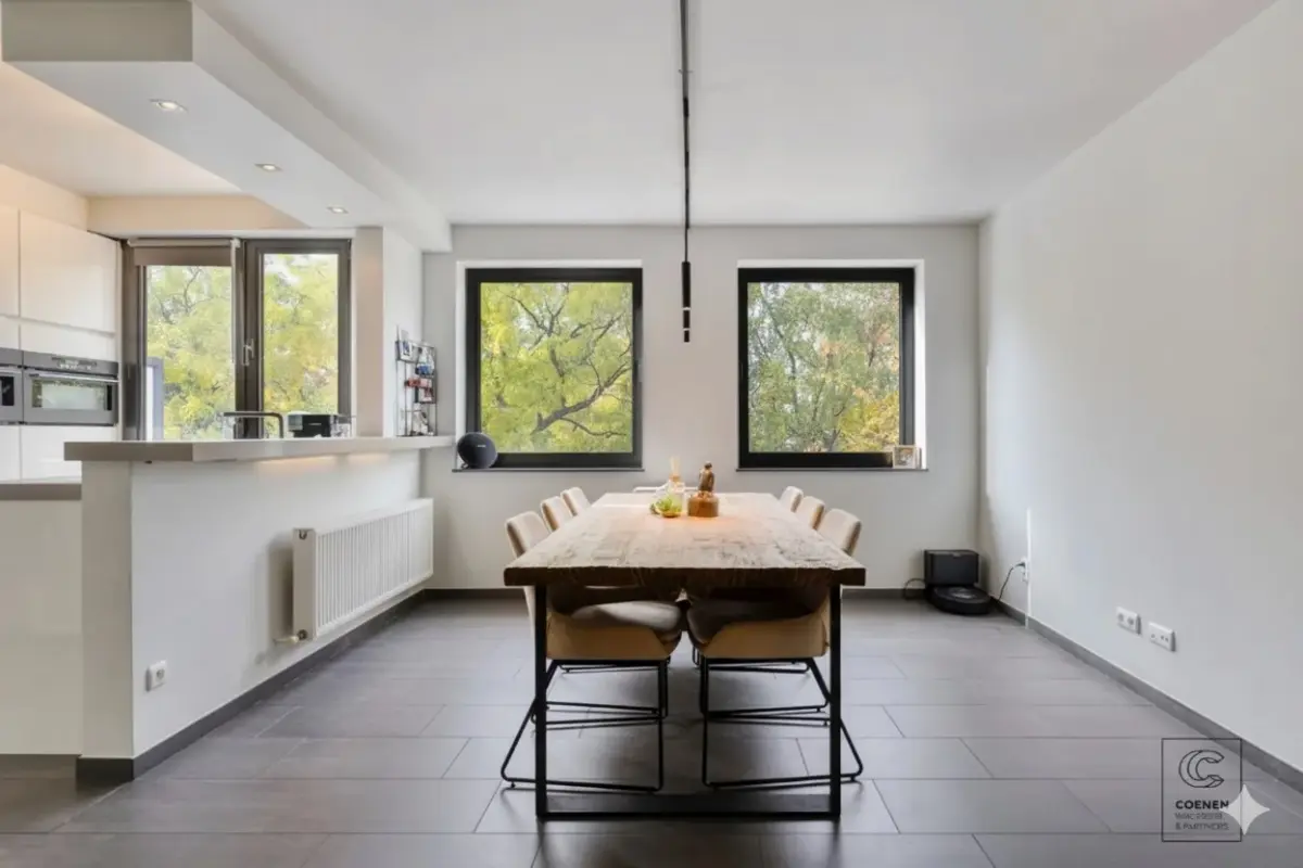 Appartement te  koop in Kontich 2550 299000.00€ 2 slaapkamers 91.00m² - Zoekertje 609529