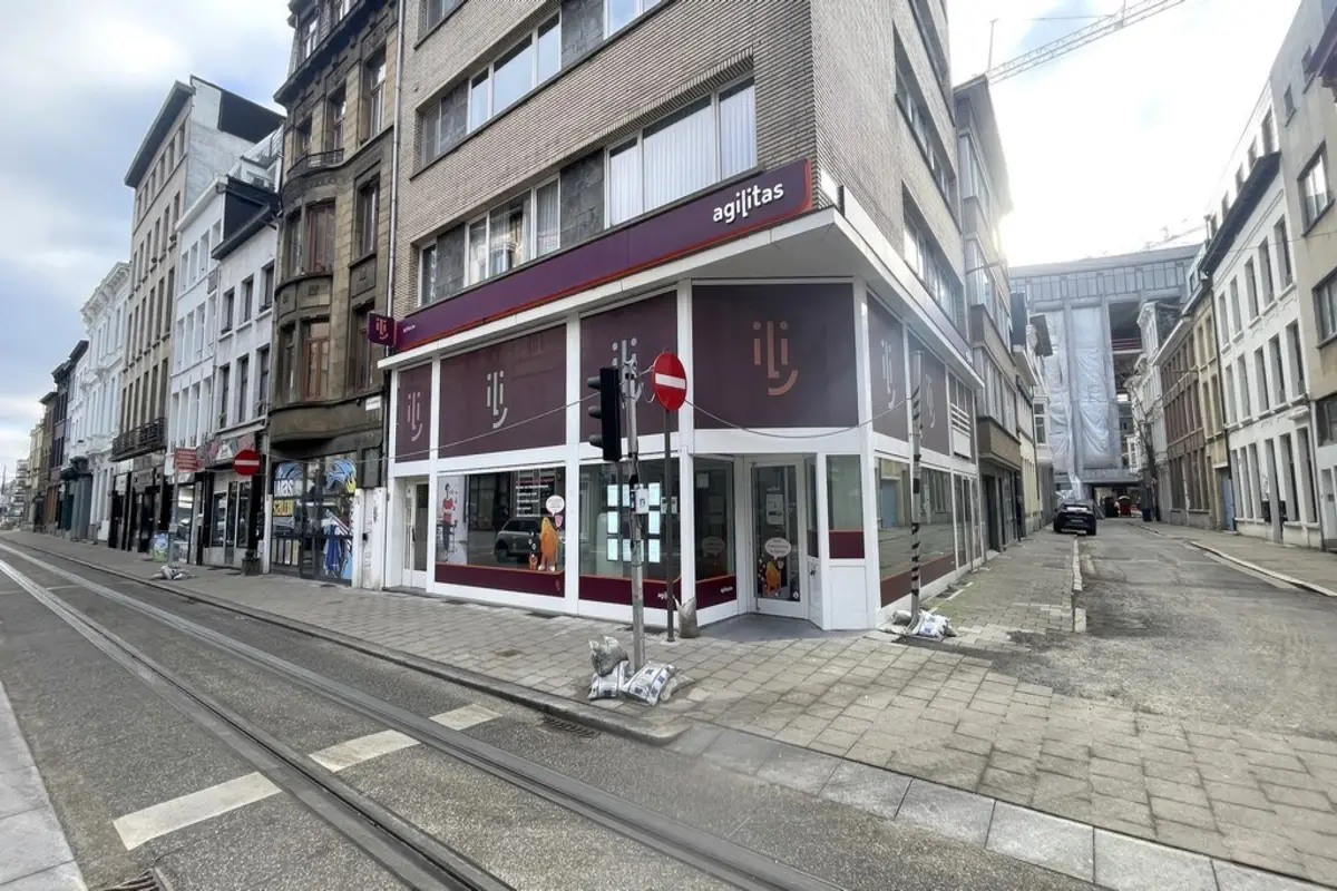 Handelszaak te koop in Antwerpen 2000 415000.00€ slaapkamers m² - Zoekertje 609285