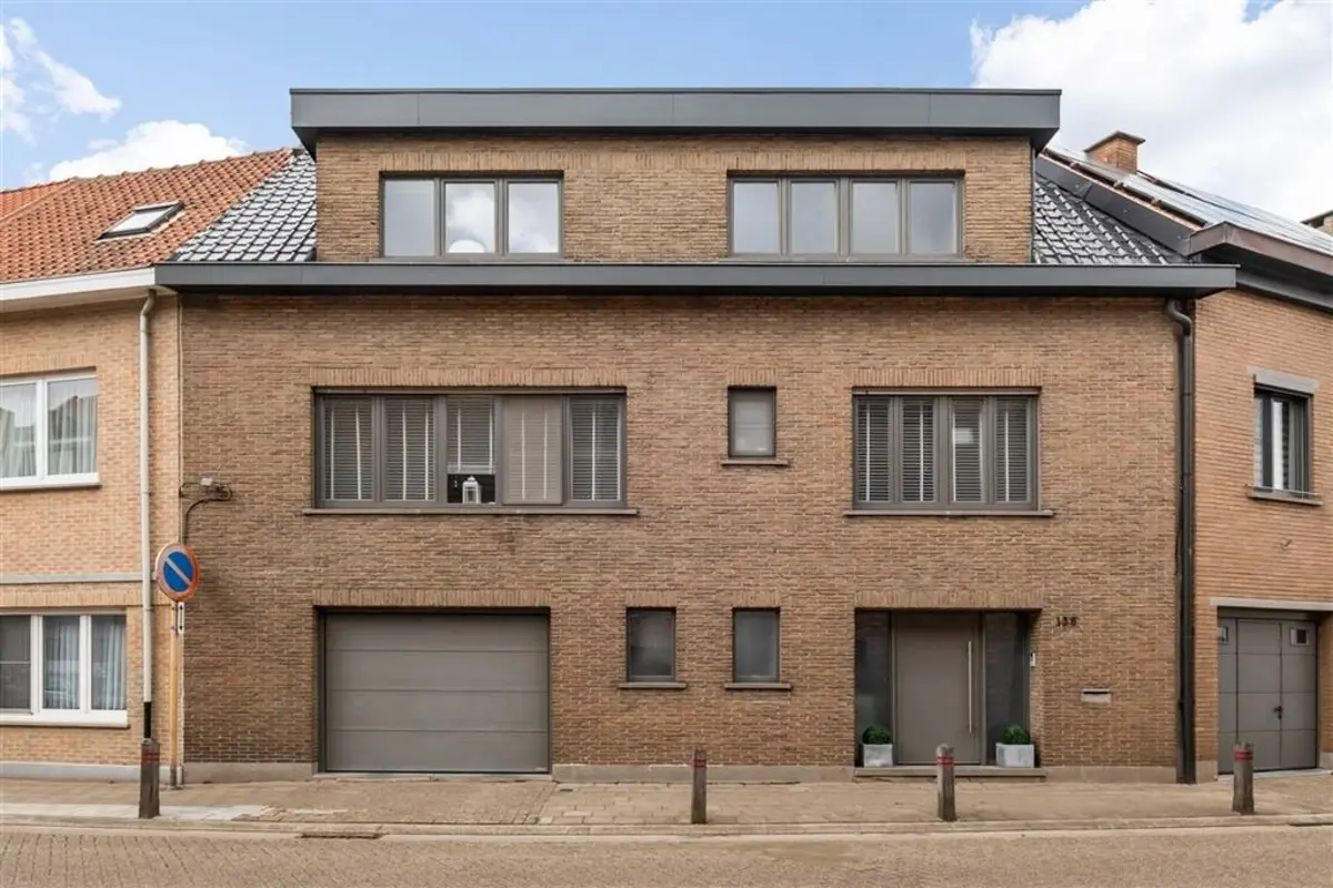 Huis te koop in Burcht 2070 419000.00€ 3 slaapkamers 208.00m² - Zoekertje 609596