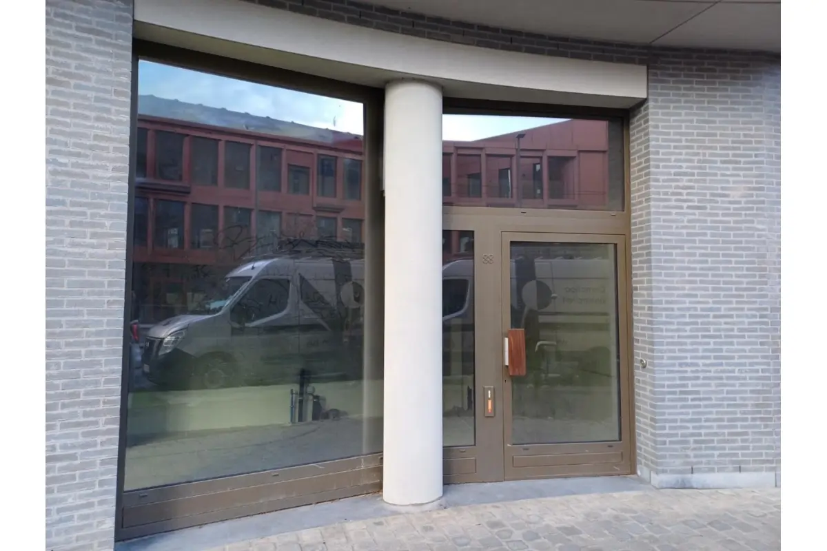 Handelszaak te  koop in Antwerpen 2000 178500.00€  slaapkamers m² - Zoekertje 609277