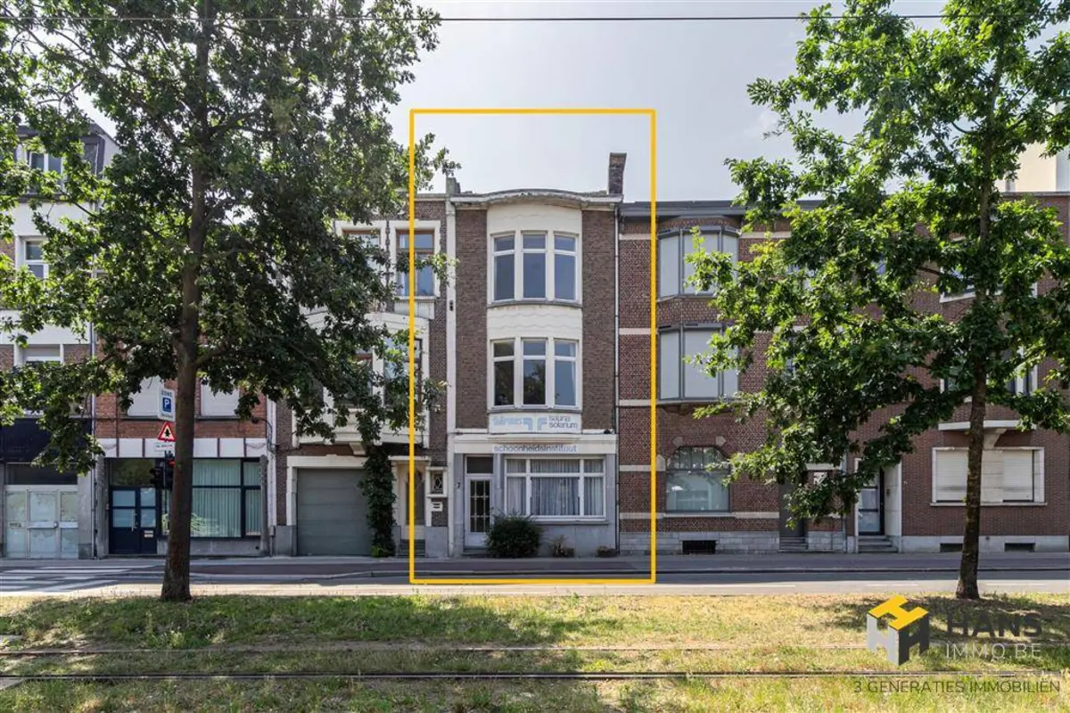 Huis te  koop in Wilrijk 2610 399000.00€ 3 slaapkamers 243.00m² - Zoekertje 610390