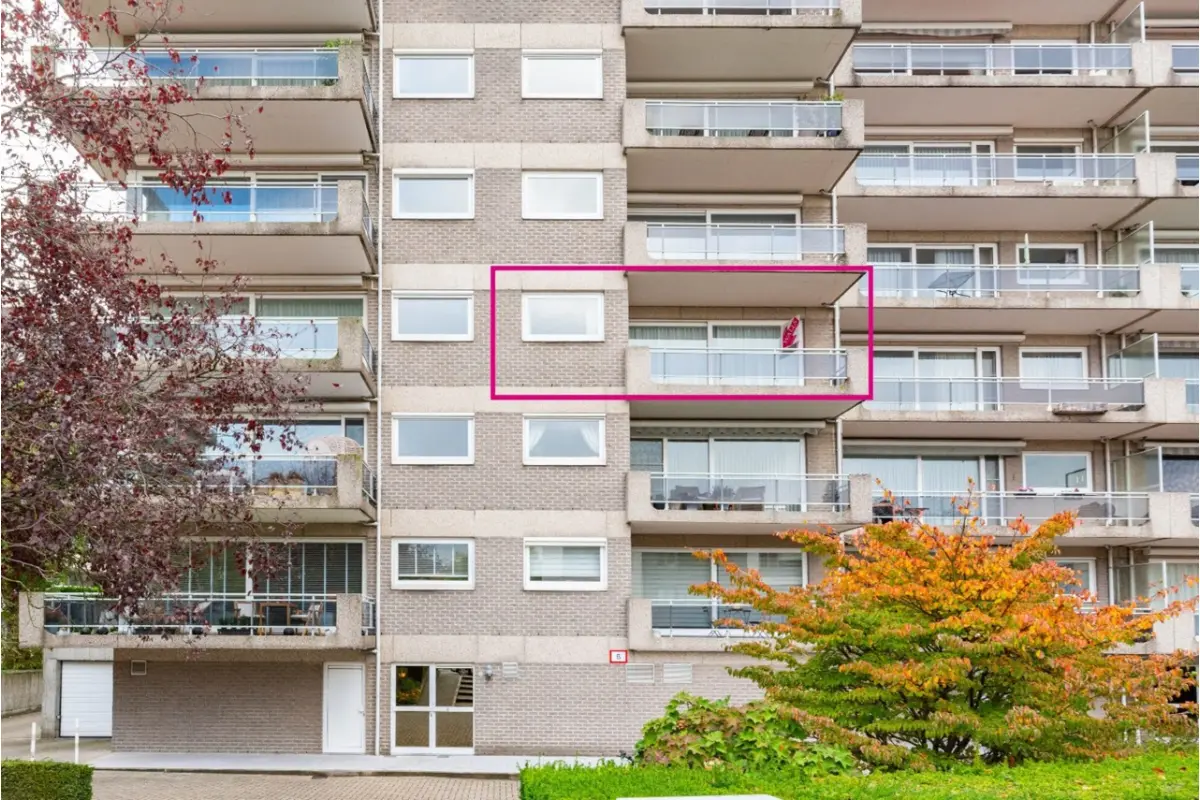 Appartement te  huur in Berchem 2600 990.00€ 2 slaapkamers 142.00m² - Zoekertje 611275