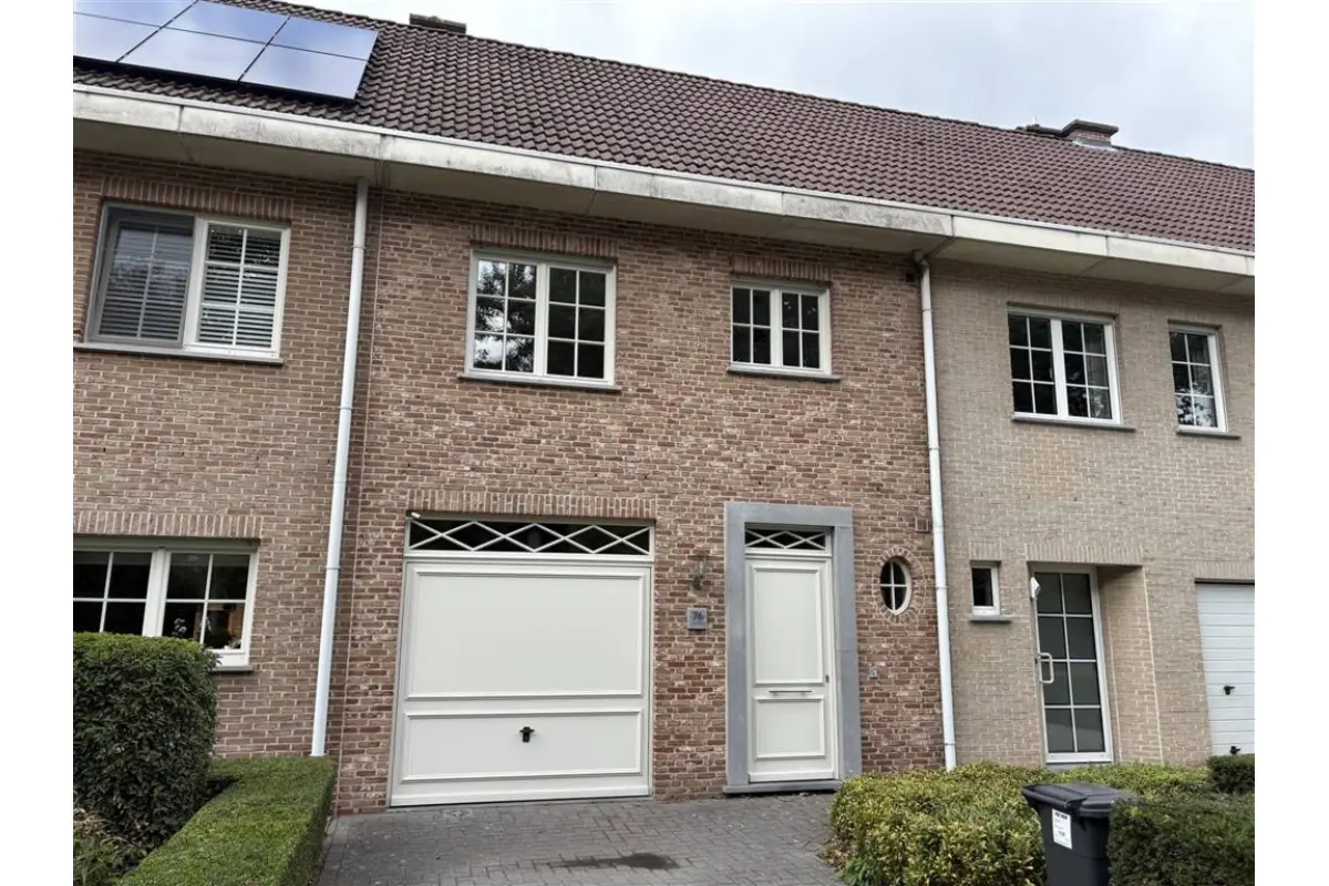 Huis te  huur in Kalmthout 2920 1375.00€ 3 slaapkamers 132.00m² - Zoekertje 611655