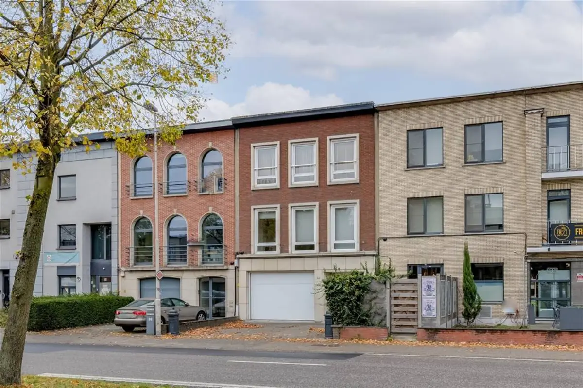 Huis te  koop in Wilrijk 2610 685000.00€ 4 slaapkamers 315.00m² - Zoekertje 611498