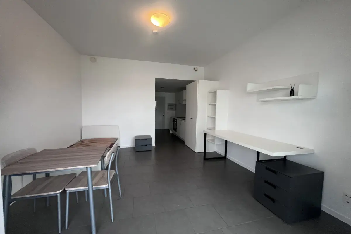 Studio te  huur in Antwerpen 2000 625.00€  slaapkamers m² - Zoekertje 611316